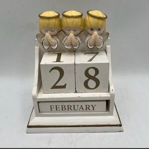 Vintage Hallmark Mary’s Angels Perpetual Calendar Praying Angels Desk Calendar